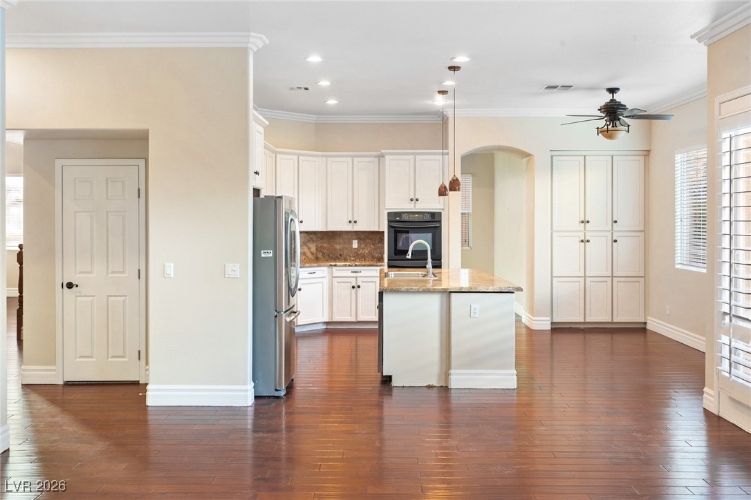 7736 Villa Andrade Avenue