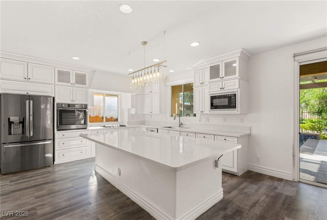 937 Rue Grand Paradis Lane