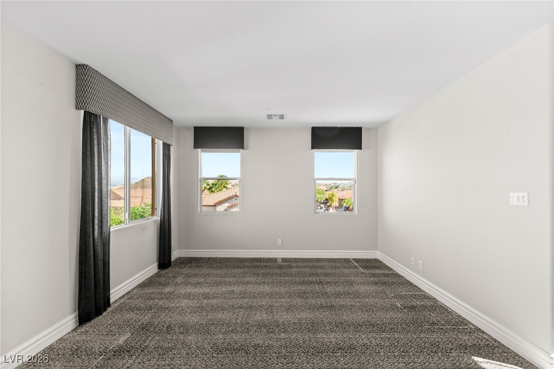 937 Rue Grand Paradis Lane