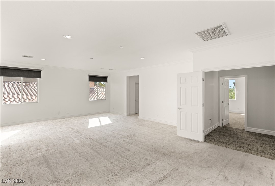 937 Rue Grand Paradis Lane