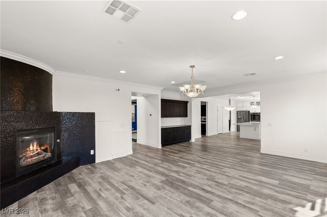 937 Rue Grand Paradis Lane