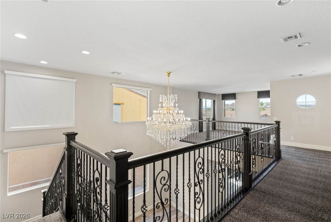 937 Rue Grand Paradis Lane