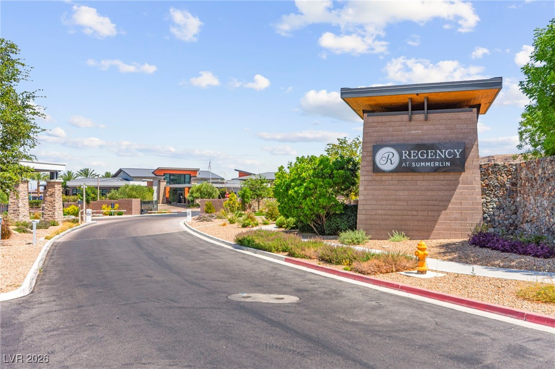 6810 Silver Crescent Street