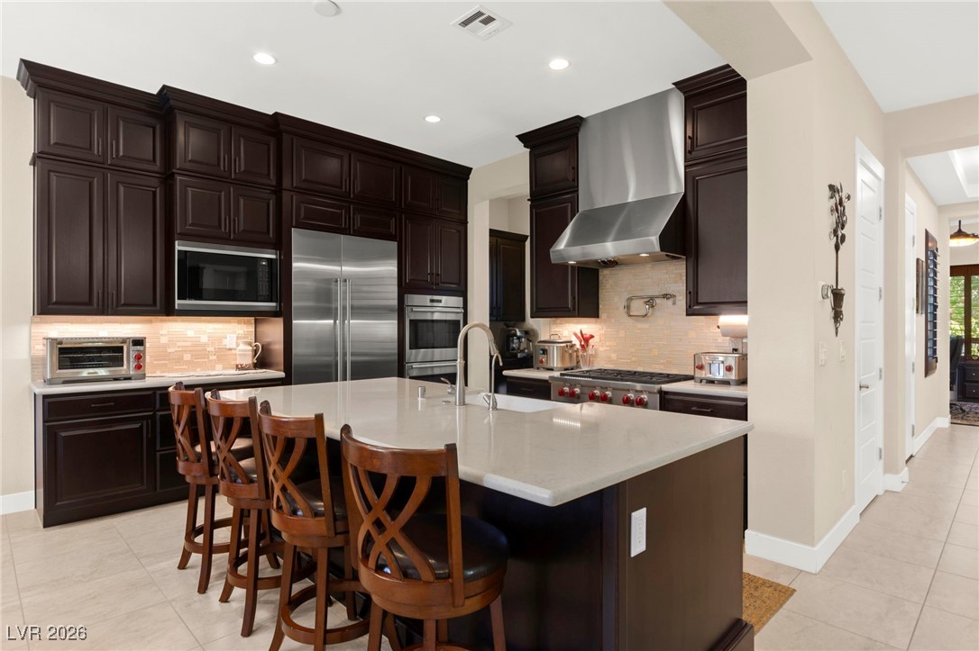 6810 Silver Crescent Street