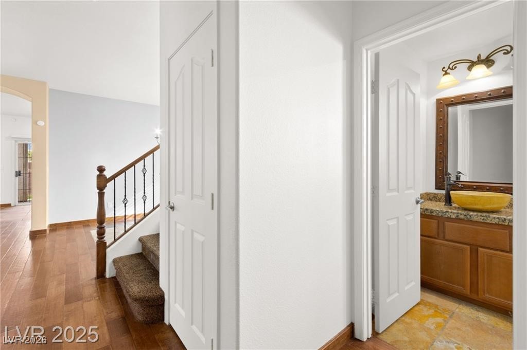 1008 Oceanwood Avenue