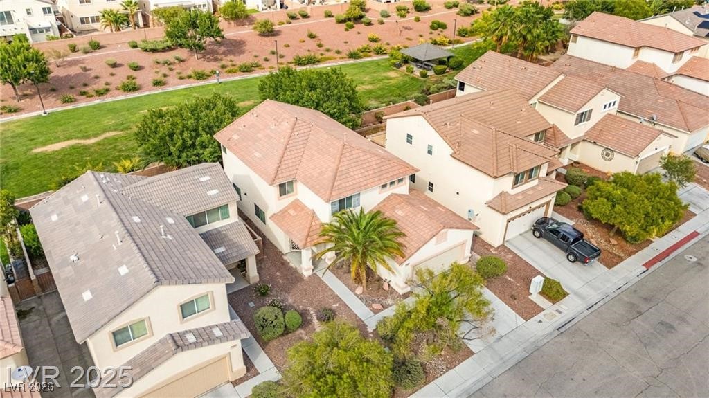 1008 Oceanwood Avenue