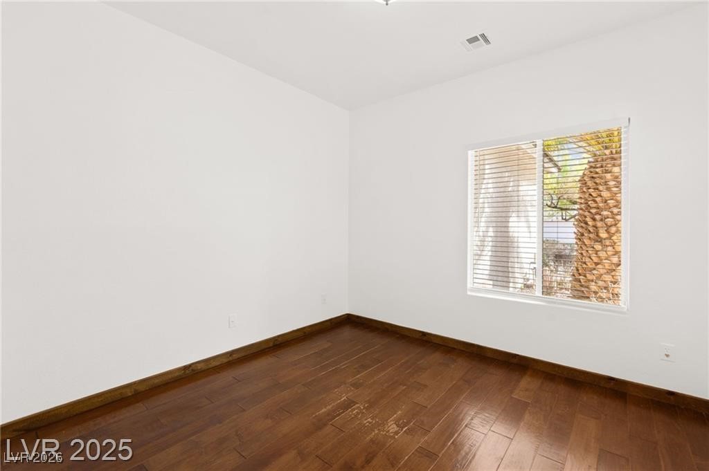 1008 Oceanwood Avenue