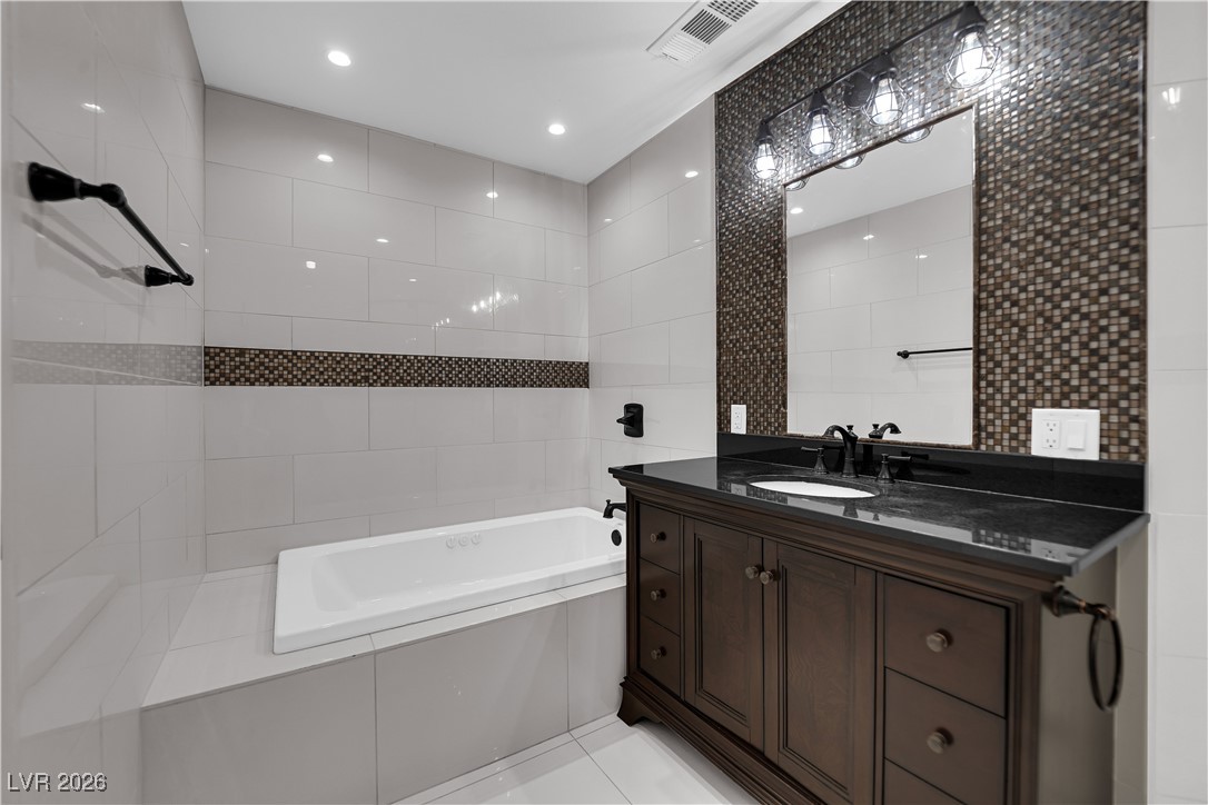 3637 Carol Lark Court