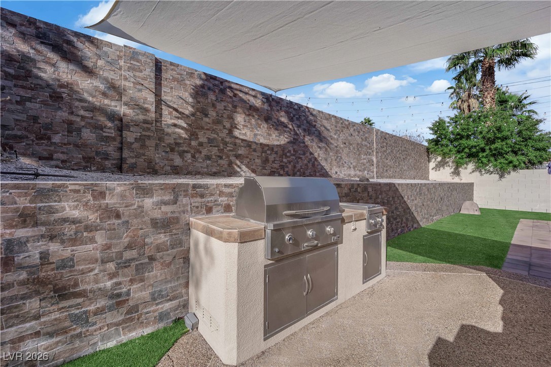 3637 Carol Lark Court