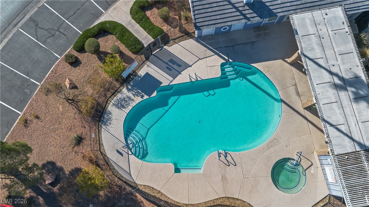 5320 Portavilla Court 101