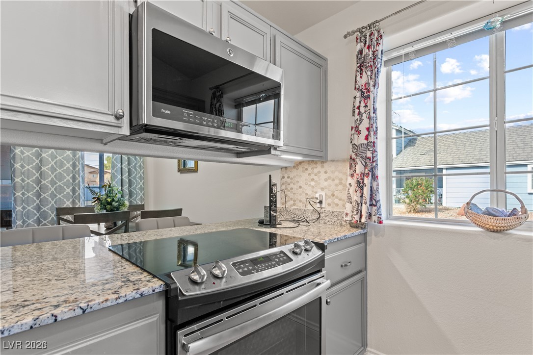 5320 Portavilla Court 101