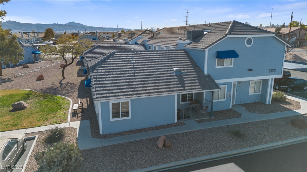 5320 Portavilla Court 101