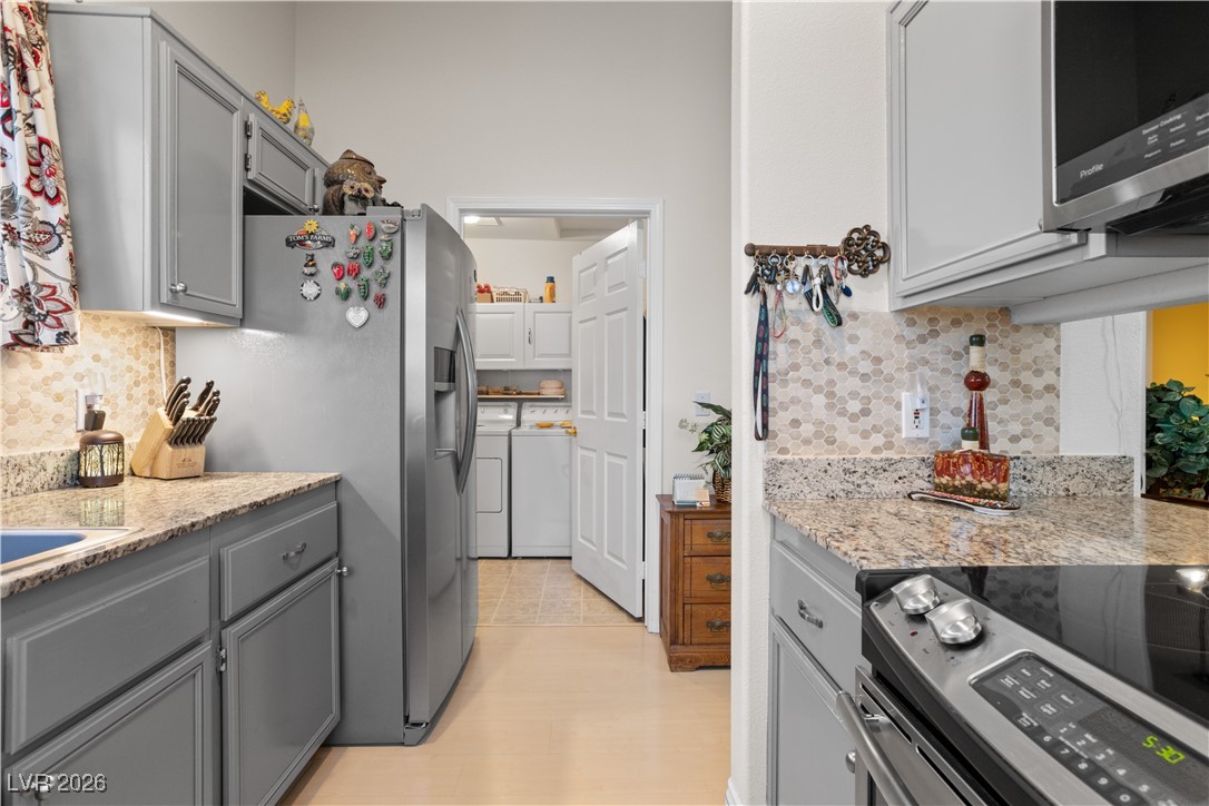 5320 Portavilla Court 101