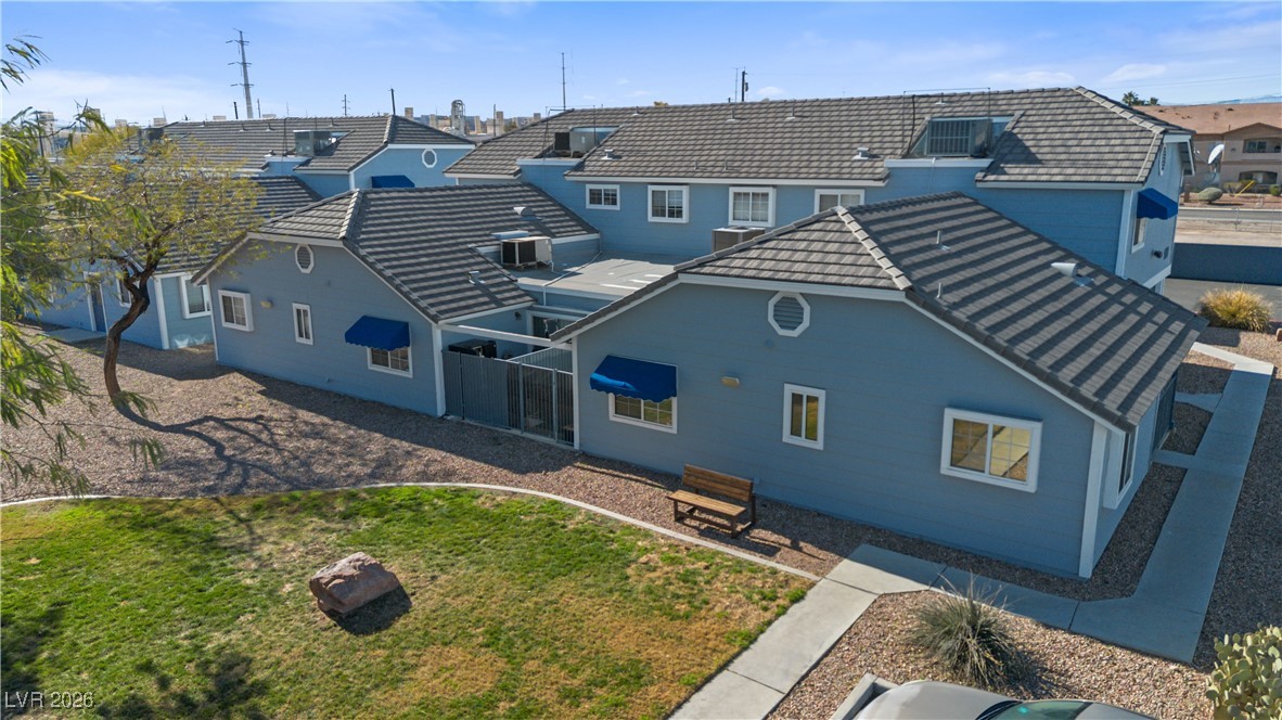 5320 Portavilla Court 101