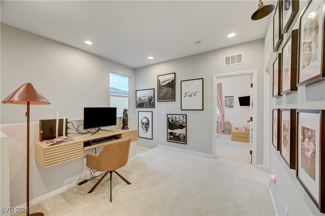 10462 Skye Night Avenue