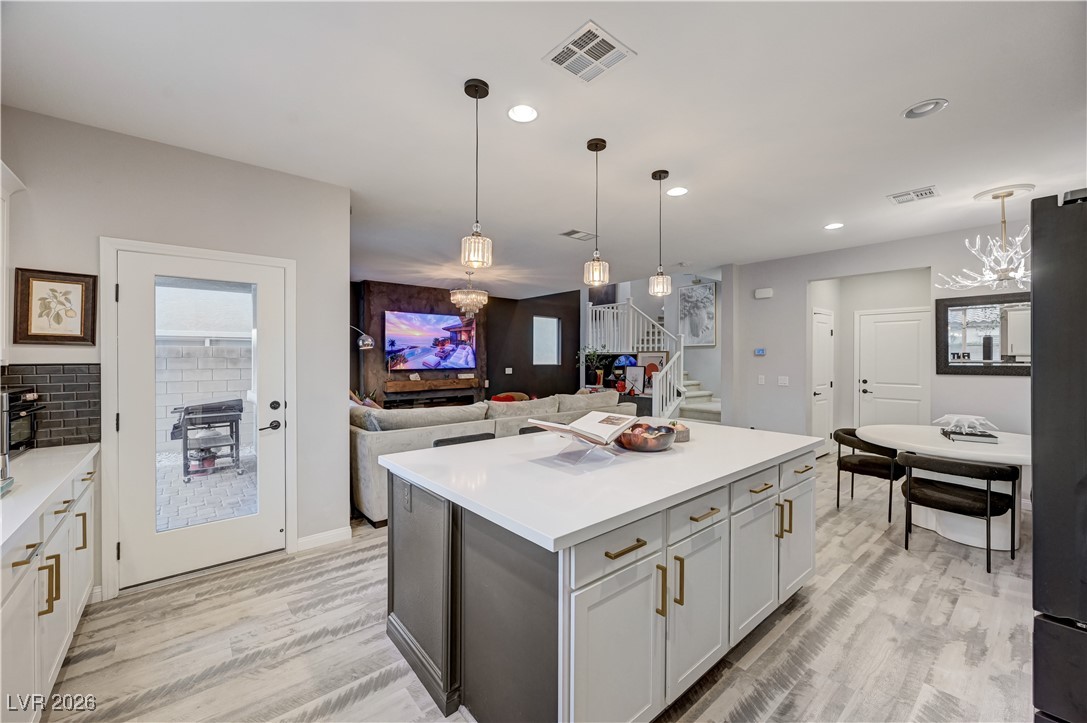 10462 Skye Night Avenue