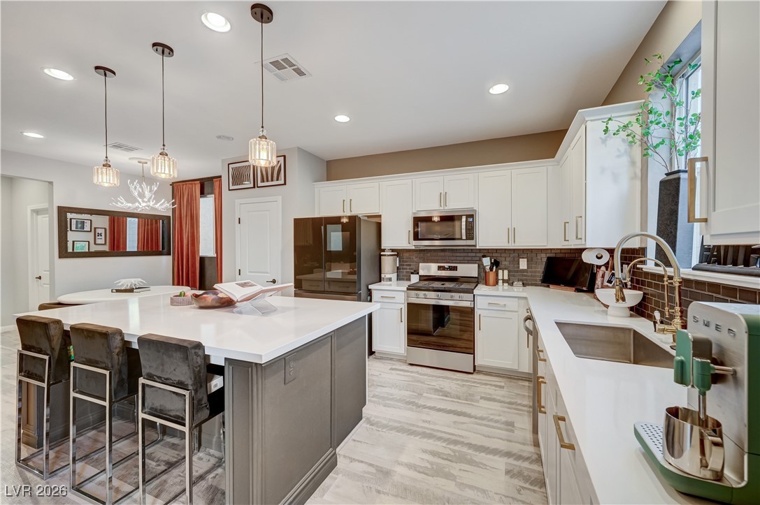 10462 Skye Night Avenue