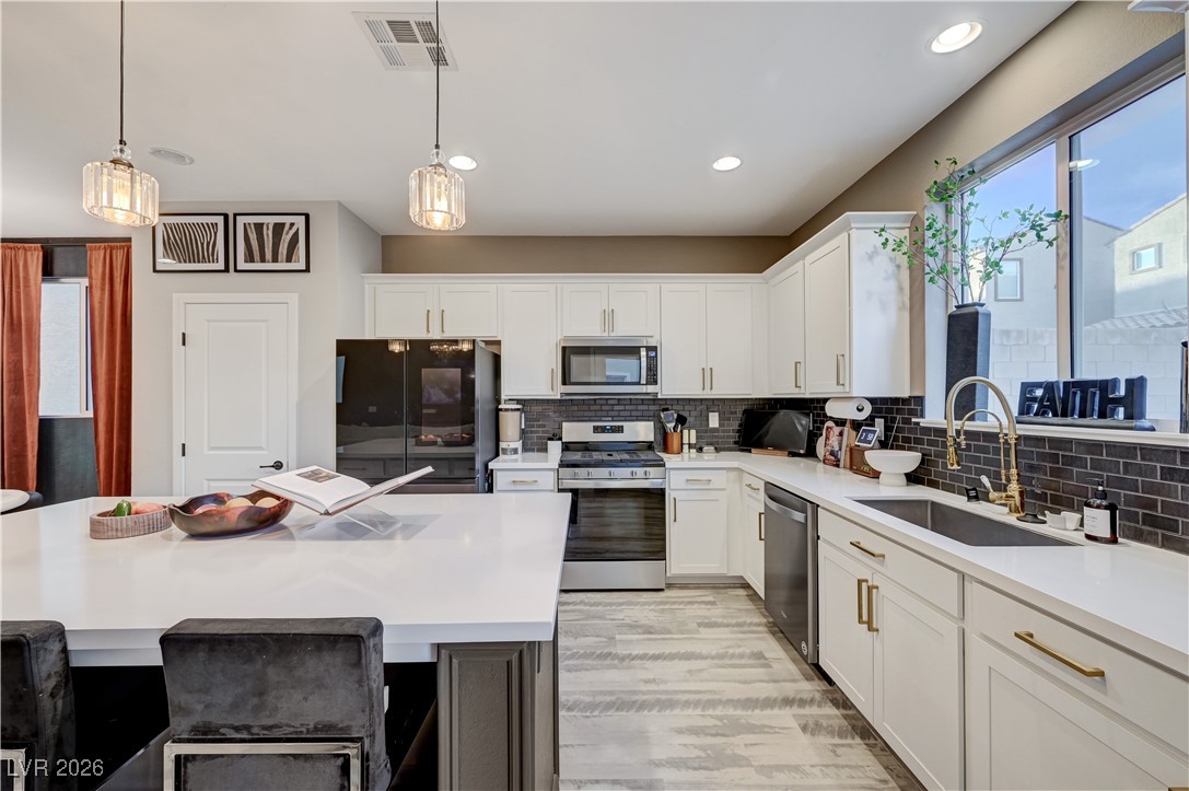 10462 Skye Night Avenue