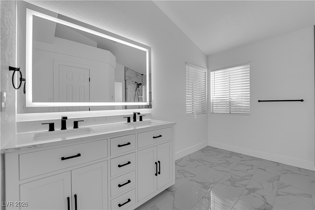 5732 Desert Sky Way