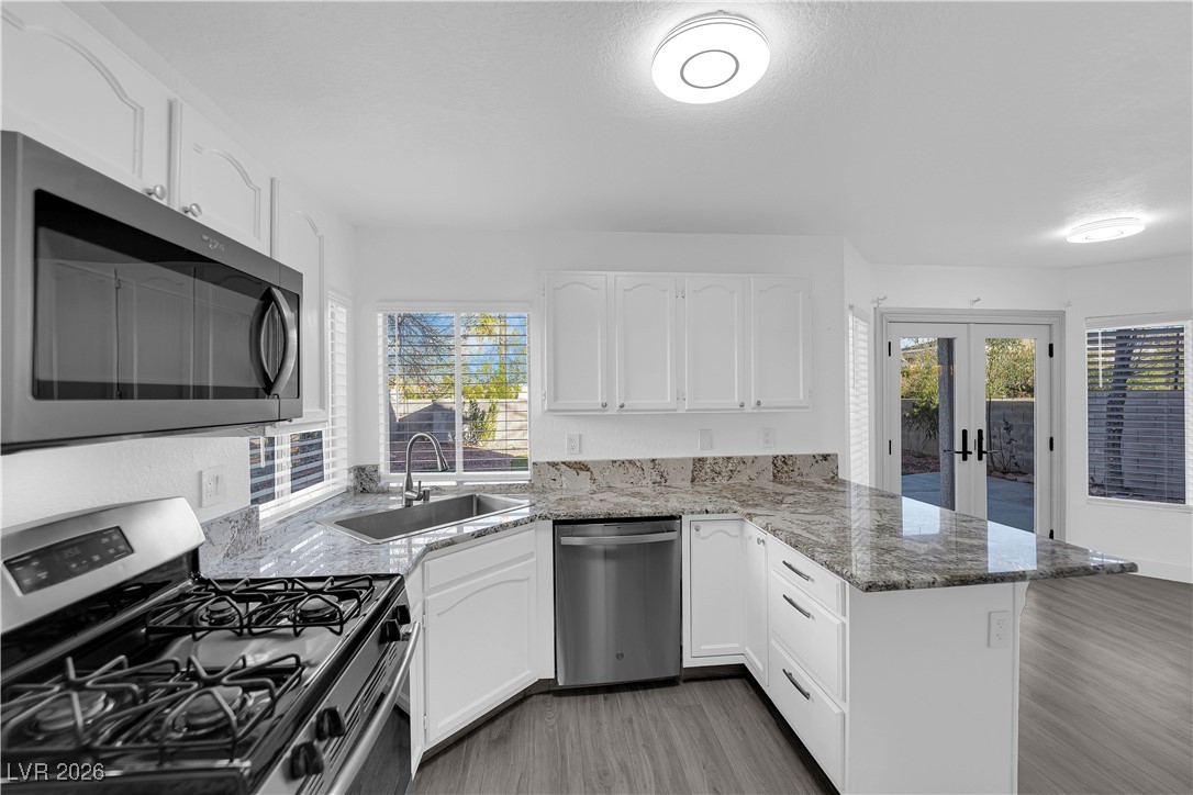 5732 Desert Sky Way