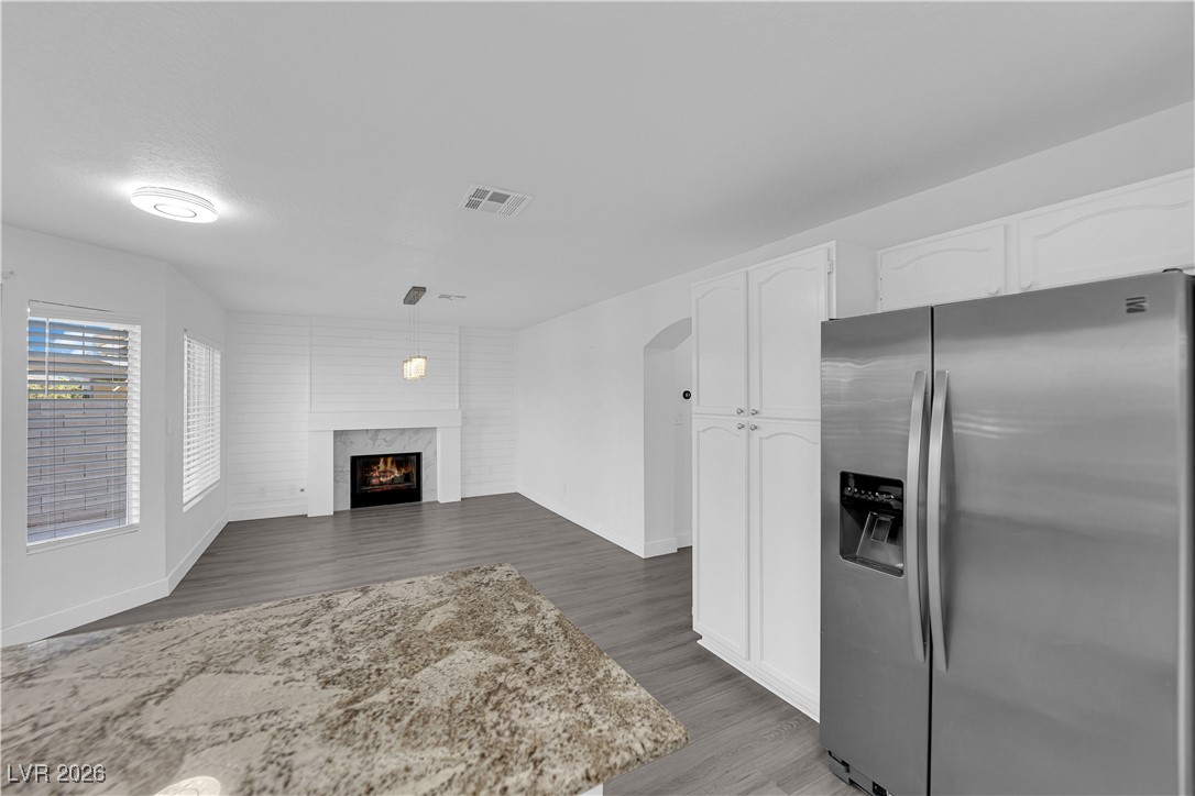 5732 Desert Sky Way