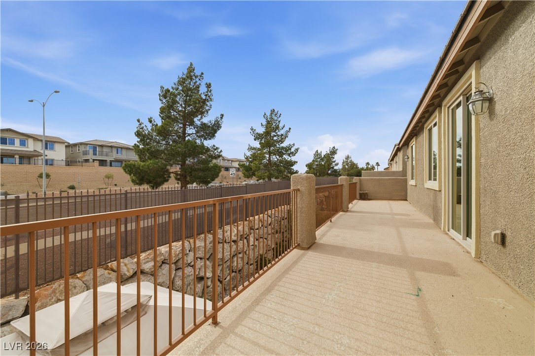 1181 Horizon Range Avenue