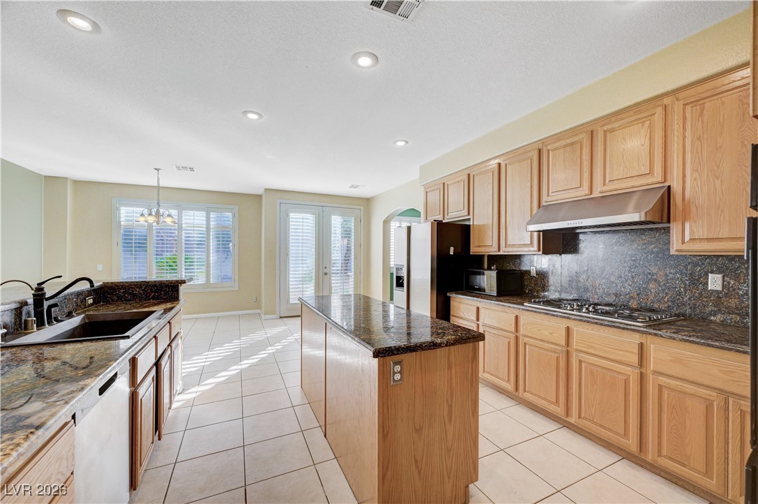 8901 Goldstone Avenue