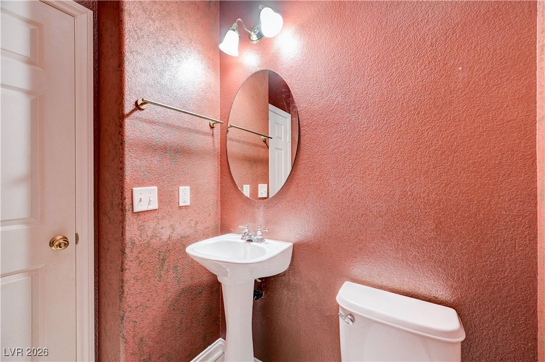 8901 Goldstone Avenue