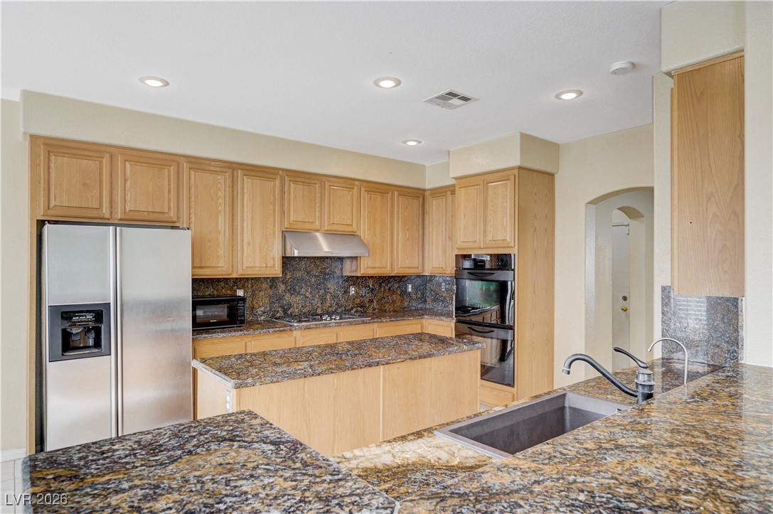 8901 Goldstone Avenue