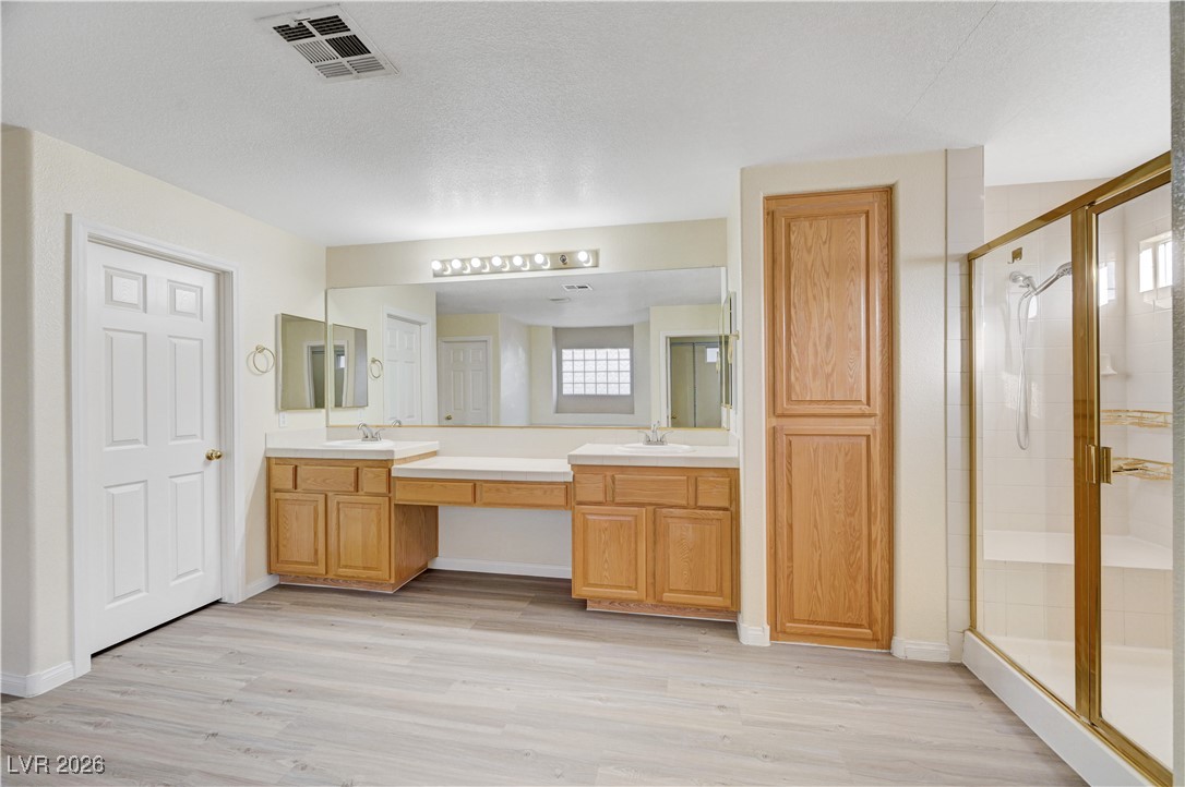 8901 Goldstone Avenue