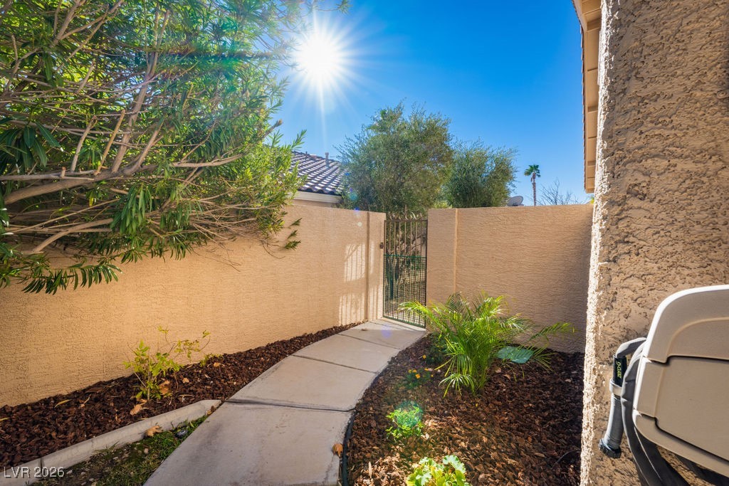 9848 Piper Glen Place