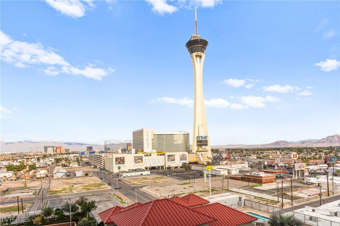 200 West Sahara Avenue 909