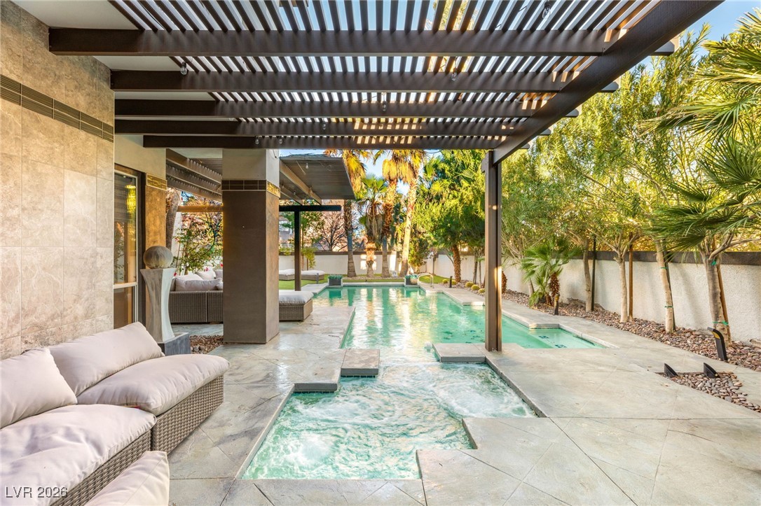 8001 Ryans Reef Lane