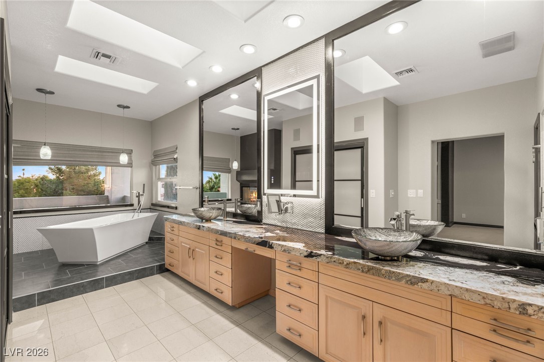 8001 Ryans Reef Lane