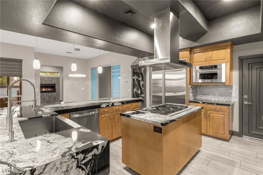 8001 Ryans Reef Lane