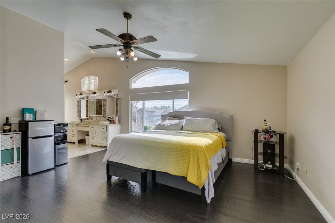 10233 Red Bridge Avenue