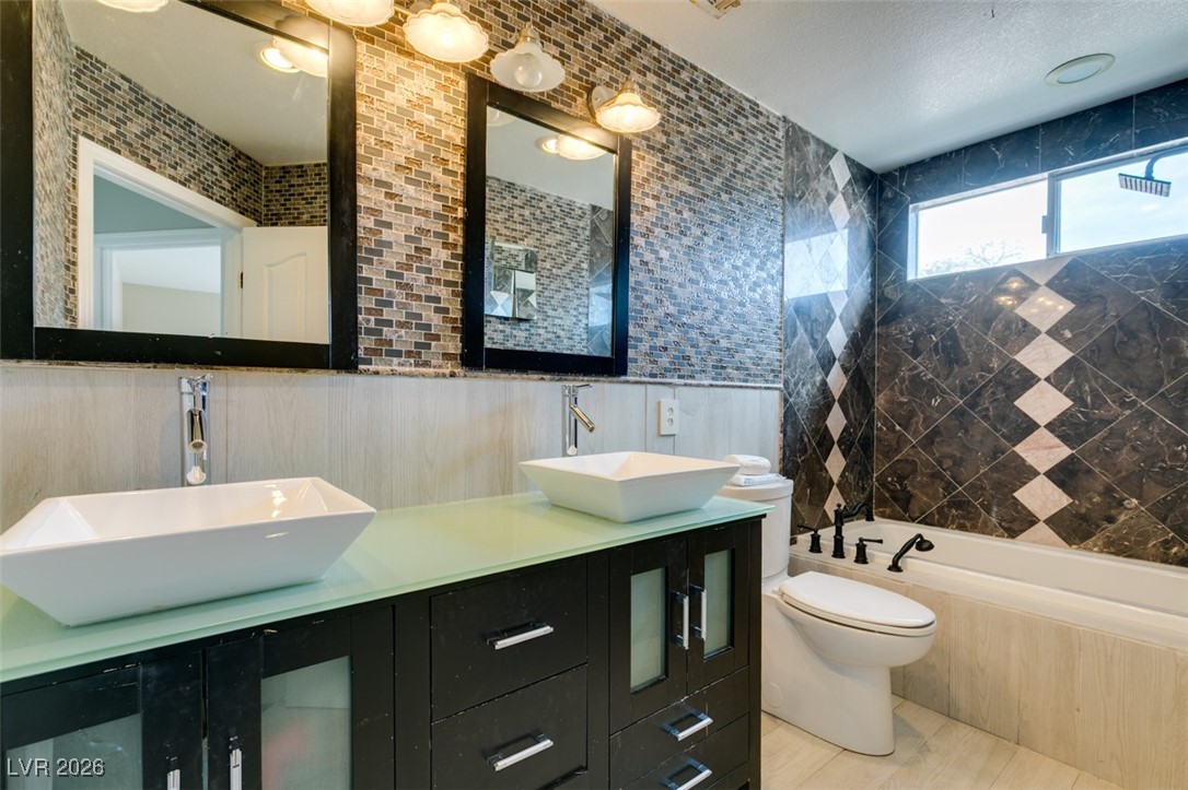 10233 Red Bridge Avenue