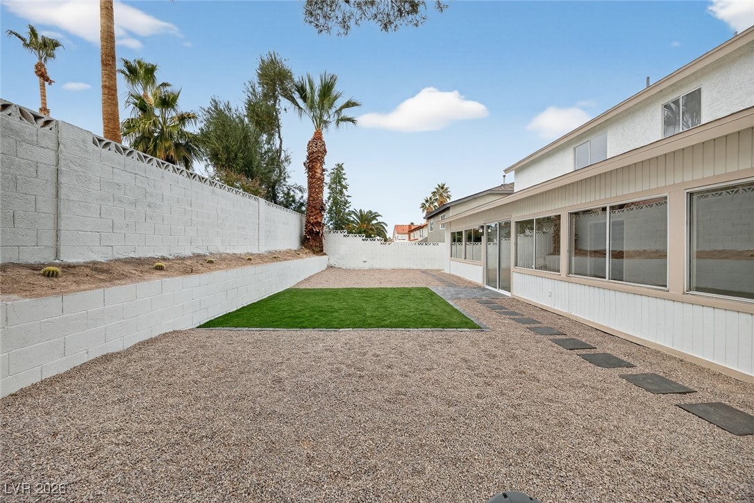 327 Esquina Drive
