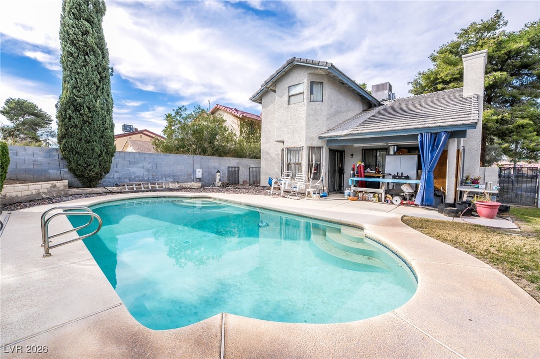 3717 Veneer Lane