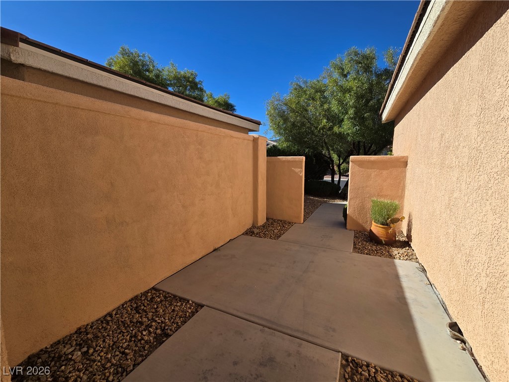 4814 Regalo Bello Street