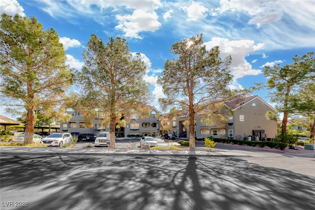 701 Capri Drive 8C