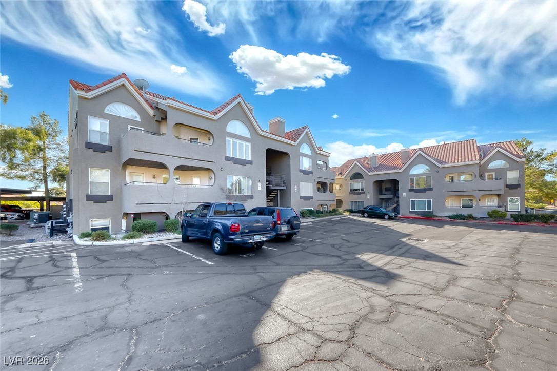 701 Capri Drive 8C