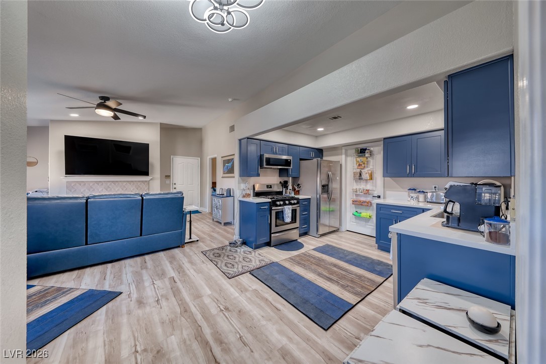 701 Capri Drive 8C