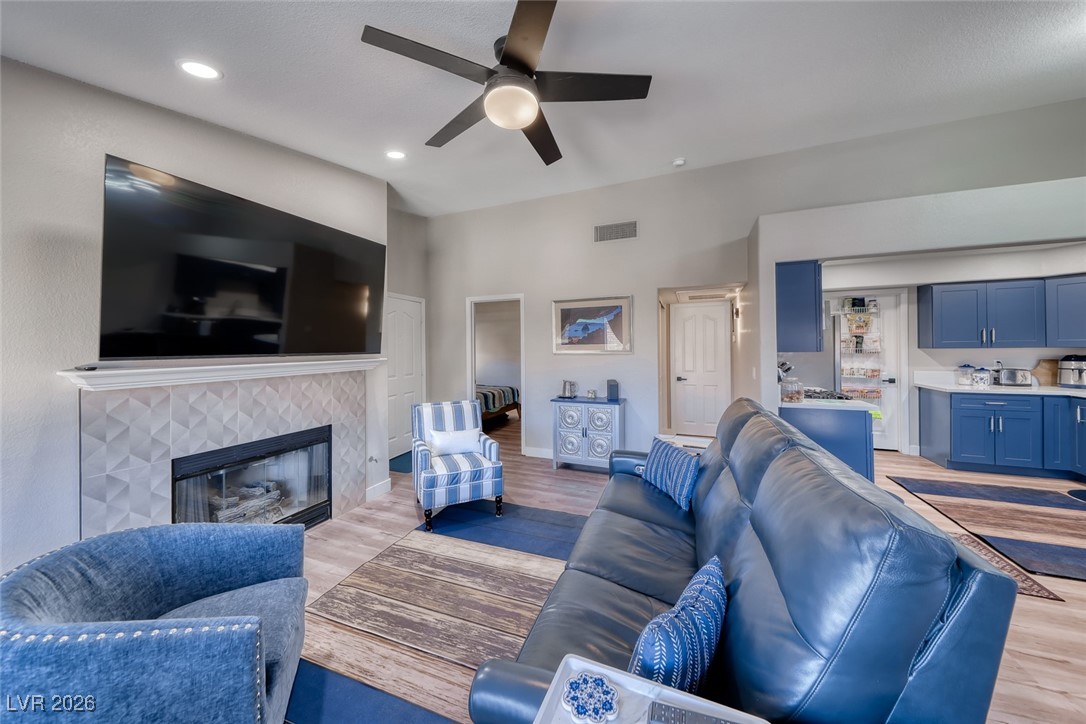701 Capri Drive 8C