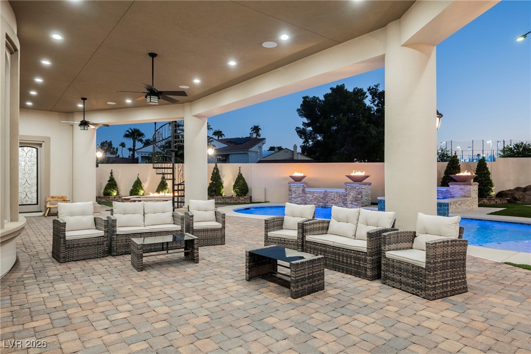 1721 South Tioga Way