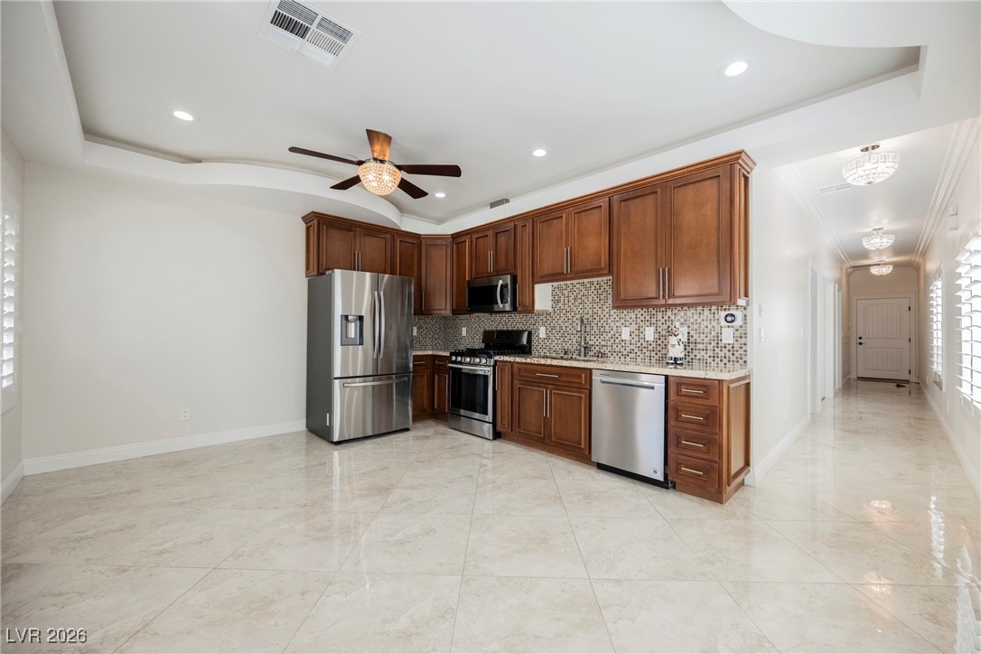 1721 South Tioga Way