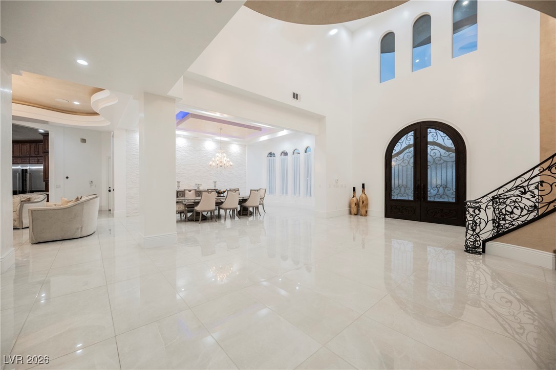 1721 South Tioga Way