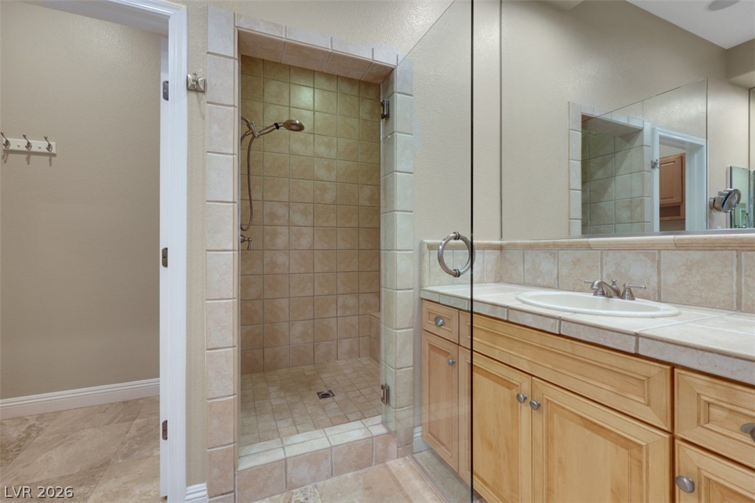 15 Oro Valley Drive