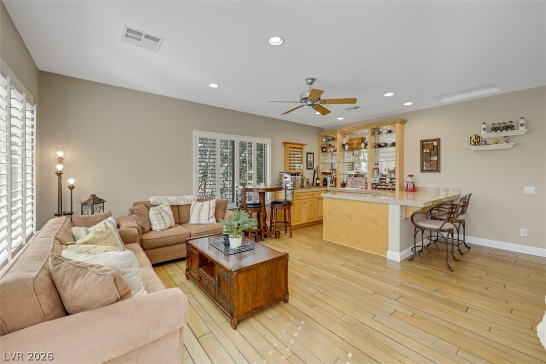 15 Oro Valley Drive