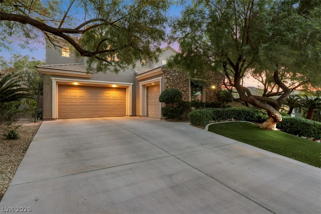 15 Oro Valley Drive